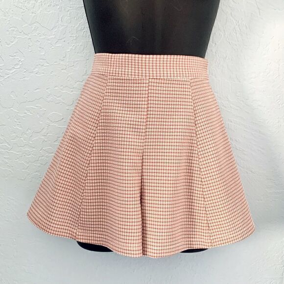 Party Gingham High Waisted Shorts. Size Small/XS - Picture 1 of 8